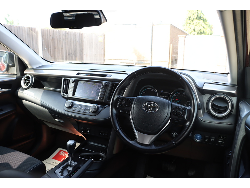 Toyota 2.5 VVT-H BUSINESS EDITION PLUS SUV 5DR PETROL HYBRID CVT AUTO SAT NAV BLUETOOTH REAR CAMERA PARKING AIDS 2 OWNERS 86000 MILES FSH 9 SERVICES £35 TAX 72-74 Mitcham Road