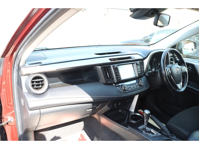 Toyota 2.5 VVT-H BUSINESS EDITION PLUS SUV 5DR PETROL HYBRID CVT AUTO SAT NAV BLUETOOTH REAR CAMERA PARKING AIDS 2 OWNERS 86000 MILES FSH 9 SERVICES £35 TAX 72-74 Mitcham Road
