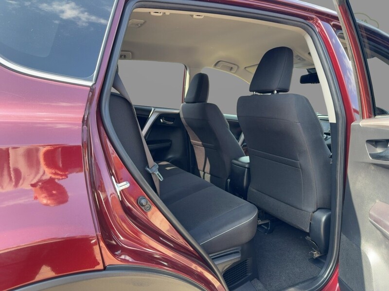 Toyota 2.5 VVT-H BUSINESS EDITION PLUS SUV 5DR PETROL HYBRID CVT AUTO SAT NAV BLUETOOTH REAR CAMERA PARKING AIDS 2 OWNERS 86000 MILES FSH 9 SERVICES £35 TAX 72-74 Mitcham Road
