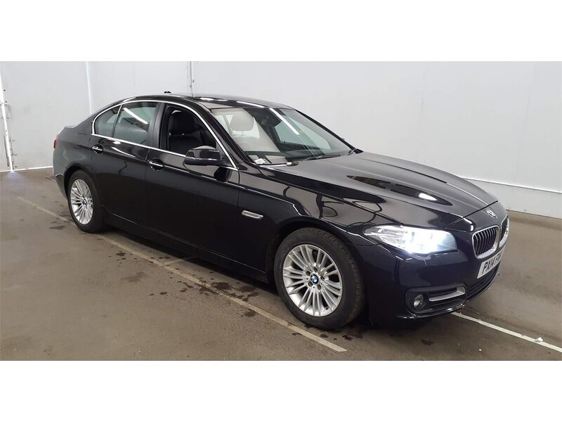 BMW 520I 2.0 SE SALOON 4 DOOR AUTOMATIC ONLY 53000 MILES SAT NAV SUNROOF REAR CAM NO ULEZ CHARGE 72-74 Mitcham Road