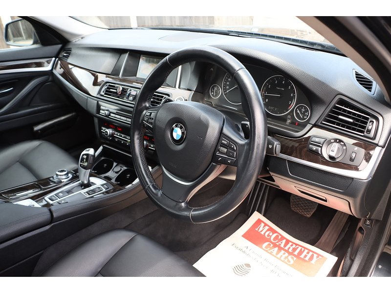 BMW 520I 2.0 SE SALOON 4 DOOR PETROL AUTO SUNROOF BLUETOOTH STEREO CD PLAYER REAR CAMERA PARKING AIDS ONLY 53000 MILES SH NO ULEZ CHARGE 92-96 Mitcham Road