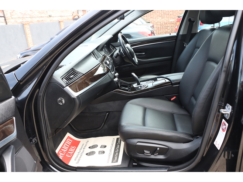 BMW 520I 2.0 SE SALOON 4 DOOR PETROL AUTO SUNROOF BLUETOOTH STEREO CD PLAYER REAR CAMERA PARKING AIDS ONLY 53000 MILES SH NO ULEZ CHARGE 92-96 Mitcham Road
