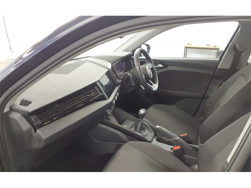 Audi 1.0 TFSI 25 SE Sportback 5dr Petrol Manual Euro 6 (s/s) (95 ps) 72-74 Mitcham Road