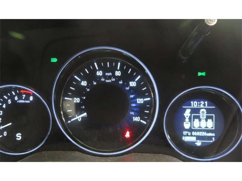 Honda 1.5 i-VTEC SE Navi SUV 5dr Petrol CVT Euro 6 (s/s) (130 ps) JUST 1 OWNER FROM NEW ONLY 68000 MILES FSH 8 SERVICES 72-74 Mitcham Road