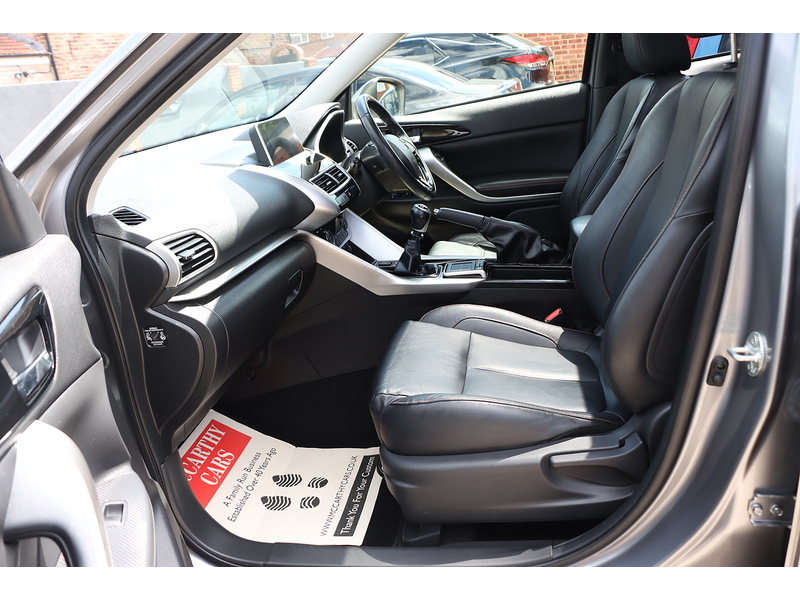 Mitsubishi 1.5T 4 SUV 5DR PETROL MANUAL SUNROOF HEATED SEATS SATNAV BLUETOOTH DAB RADIO APPLE CARPLAY REAR CAMERA PARKING AIDS ONLY 68000 MILES SH NO ULEZ CHARGE 92-96 Mitcham Road