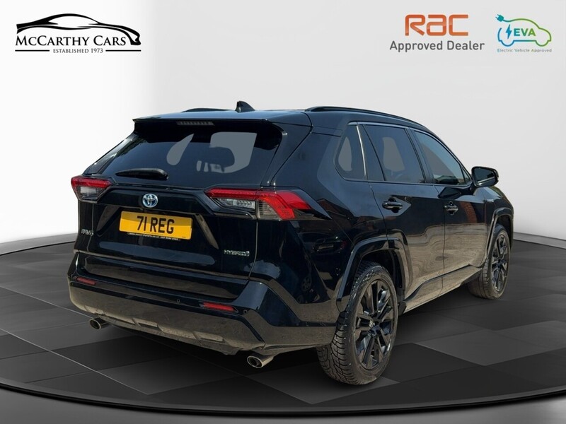 Toyota 2.5 VVT-H BLACK EDITION SUV 5DR PETROL HYBRID CVT AUTO HEATED SEATS SAT NAV BLUETOOTH DAB STEREO APPLE CARPLAY REAR CAMERA JUST 1 OWNER 62000 MILES SH 72-74 Mitcham Road