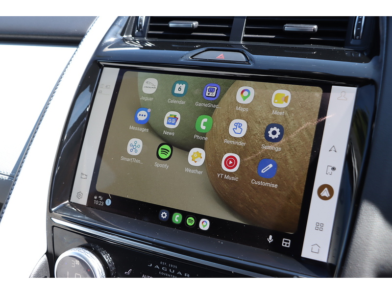 Jaguar 1.5 P300E 12.17KWH R-DYNAMIC HSE SUV 5DR PETROL PLUG-IN HYBRID AWD AUTO HEATED SEATS SATNAV BLUETOOTH APPLE CARPLAY REAR CAMERA 1 OWNER 52000 MILES SH 72-74 Mitcham Road