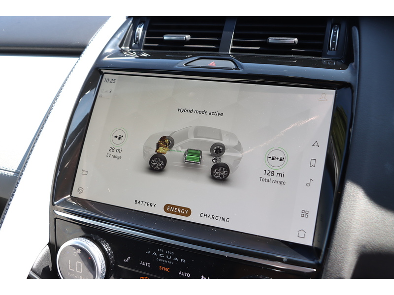 Jaguar 1.5 P300E 12.17KWH R-DYNAMIC HSE SUV 5DR PETROL PLUG-IN HYBRID AWD AUTO HEATED SEATS SATNAV BLUETOOTH APPLE CARPLAY REAR CAMERA 1 OWNER 52000 MILES SH 72-74 Mitcham Road