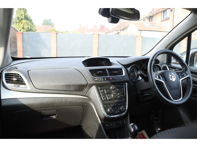 Vauxhall 1.6 EXCLUSIV SUV 5DR PETROL 2WD MANUAL BLUETOOTH DAB STEREO AIRCON PARKING AIDS SAME OWNER FOR 4 YEARS ONLY 99000 MILES FSH 10 SERVICES NO ULEZ CHARGE 72-74 Mitcham Road