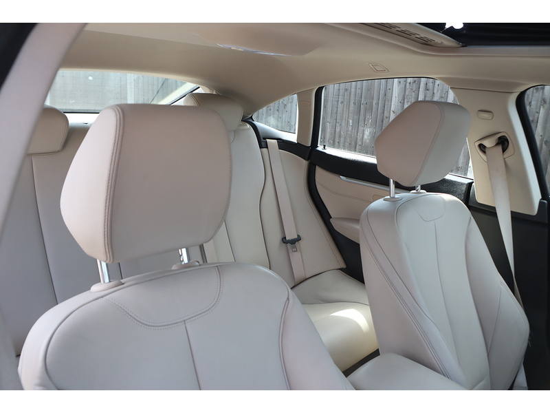 BMW 430I 2.0 LUXURY HATCHBACK 5DR PETROL AUTO SUNROOF HEATED SEATS SATNAV BLUETOOTH DAB RADIO REAR CAMERA PARKING AIDS 2 OWNERS 72000 MILES FSH 9 SERVICES 72-74 Mitcham Road