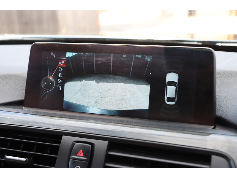 BMW 430I 2.0 LUXURY HATCHBACK 5DR PETROL AUTO SUNROOF HEATED SEATS SATNAV BLUETOOTH DAB RADIO REAR CAMERA PARKING AIDS 2 OWNERS 72000 MILES FSH 9 SERVICES 72-74 Mitcham Road