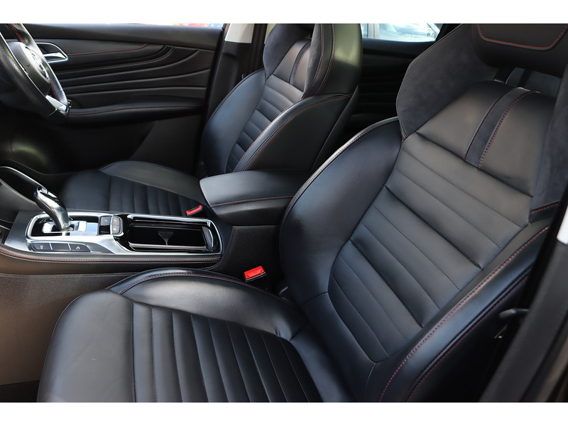 MG 1.5 T-GDI 16.6kWh Exclusive SUV 5dr Petrol Plug-in Hybrid Auto Euro 6 (s/s) (258 ps) 72-74 Mitcham Road