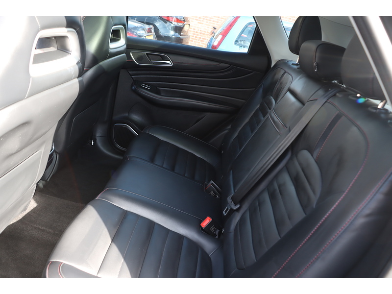 MG 1.5 T-GDI 16.6kWh Exclusive SUV 5dr Petrol Plug-in Hybrid Auto Euro 6 (s/s) (258 ps) 72-74 Mitcham Road