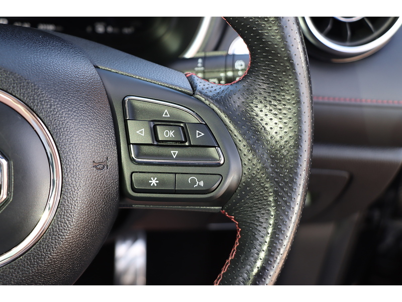 MG 1.5 T-GDI 16.6kWh Exclusive SUV 5dr Petrol Plug-in Hybrid Auto Euro 6 (s/s) (258 ps) 72-74 Mitcham Road