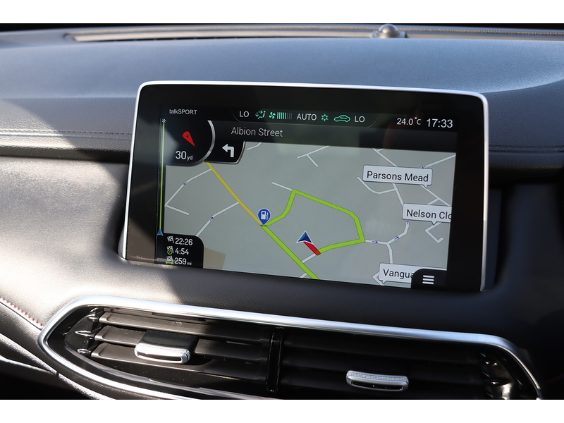 MG 1.5 T-GDI 16.6kWh Exclusive SUV 5dr Petrol Plug-in Hybrid Auto Euro 6 (s/s) (258 ps) 72-74 Mitcham Road
