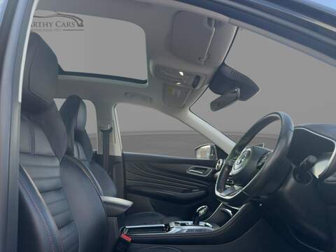 MG 1.5 T-GDI 16.6kWh Exclusive SUV 5dr Petrol Plug-in Hybrid Auto Euro 6 (s/s) (258 ps)