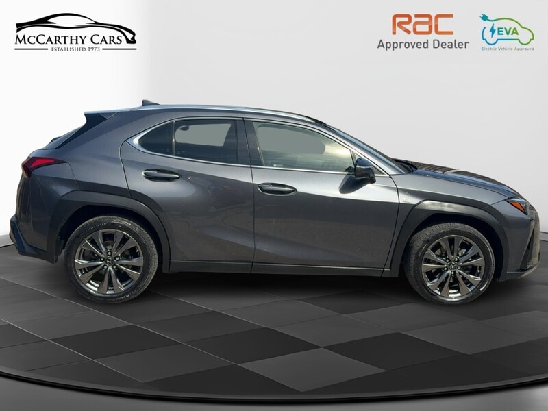 Lexus 250H 2.0 F SPORT DESIGN SUV 5DR PETROL HYBRID E-CVT AUTO HEATED SEATS SAT NAV BLUETOOTH APPLE CARPLAY REAR CAMERA PARKING AIDS 1 OWNER 48000 MILES FSH 72-74 Mitcham Road