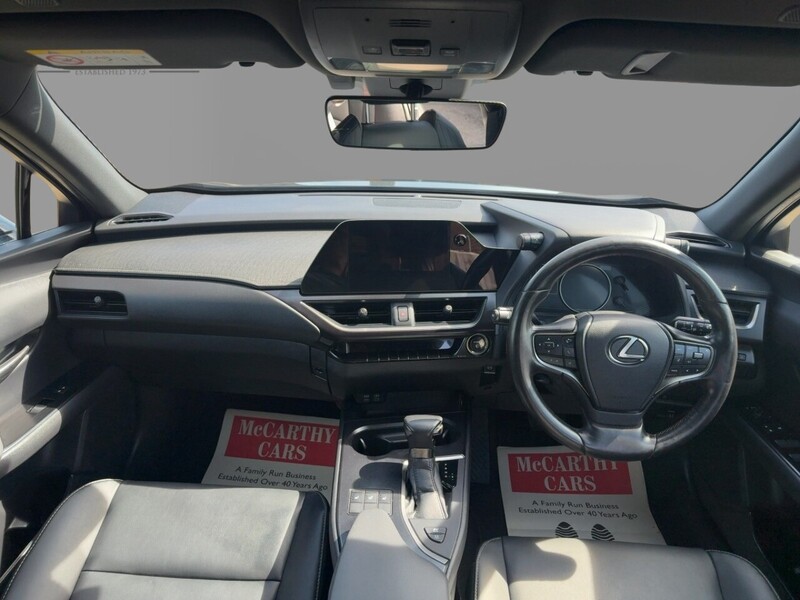Lexus 250H 2.0 F SPORT DESIGN SUV 5DR PETROL HYBRID E-CVT AUTO HEATED SEATS SAT NAV BLUETOOTH APPLE CARPLAY REAR CAMERA PARKING AIDS 1 OWNER 48000 MILES FSH 72-74 Mitcham Road