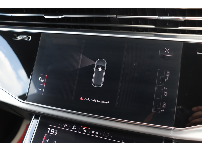 Audi 3.0 TFSIE V6 55 S LINE SUV 5DR PETROL PLUG-IN HYBRID TIPTRONIC QUATTRO AUTO HEATED SEATS SATNAV BLUETOOTH REAR CAM 2 OWNERS 63000 MILES FSH 7 SERVICES 72-74 Mitcham Road