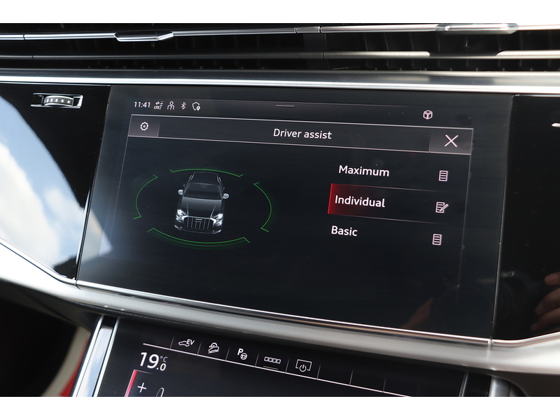Audi 3.0 TFSIE V6 55 S LINE SUV 5DR PETROL PLUG-IN HYBRID TIPTRONIC QUATTRO AUTO HEATED SEATS SATNAV BLUETOOTH REAR CAM 2 OWNERS 63000 MILES FSH 7 SERVICES 72-74 Mitcham Road
