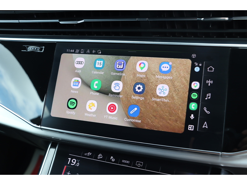 Audi 3.0 TFSIE V6 55 S LINE SUV 5DR PETROL PLUG-IN HYBRID TIPTRONIC QUATTRO AUTO HEATED SEATS SATNAV BLUETOOTH REAR CAM 2 OWNERS 63000 MILES FSH 7 SERVICES 72-74 Mitcham Road