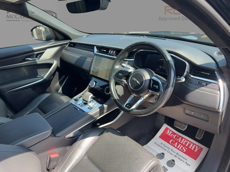 Jaguar 2.0 P400E 17.1KWH R-DYNAMIC SUV 5DR PETROL PLUG-IN HYBRID AWD AUTO PAN ROOF HEATED SEATS SATNAV APPLE CARPLAY REAR CAMERA JUST 1 OWNER 57000 MILES FSH 72-74 Mitcham Road
