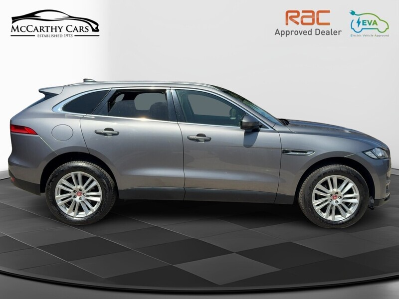 Jaguar 2.0 P250I PORTFOLIO SUV 5DR PETROL AWD AUTO PAN ROOF HEATED SEATS SATNAV BLUETOOTH APPLE CARPLAY REAR CAMERA PARKING AIDS 2 OWNERS ONLY 64000 MILES SH 72-74 Mitcham Road