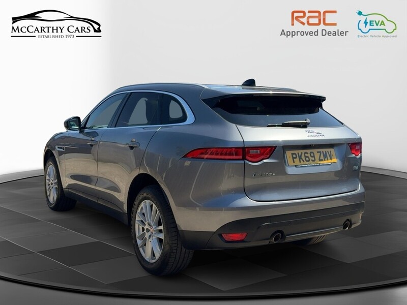 Jaguar 2.0 P250I PORTFOLIO SUV 5DR PETROL AWD AUTO PAN ROOF HEATED SEATS SATNAV BLUETOOTH APPLE CARPLAY REAR CAMERA PARKING AIDS 2 OWNERS ONLY 64000 MILES SH 72-74 Mitcham Road