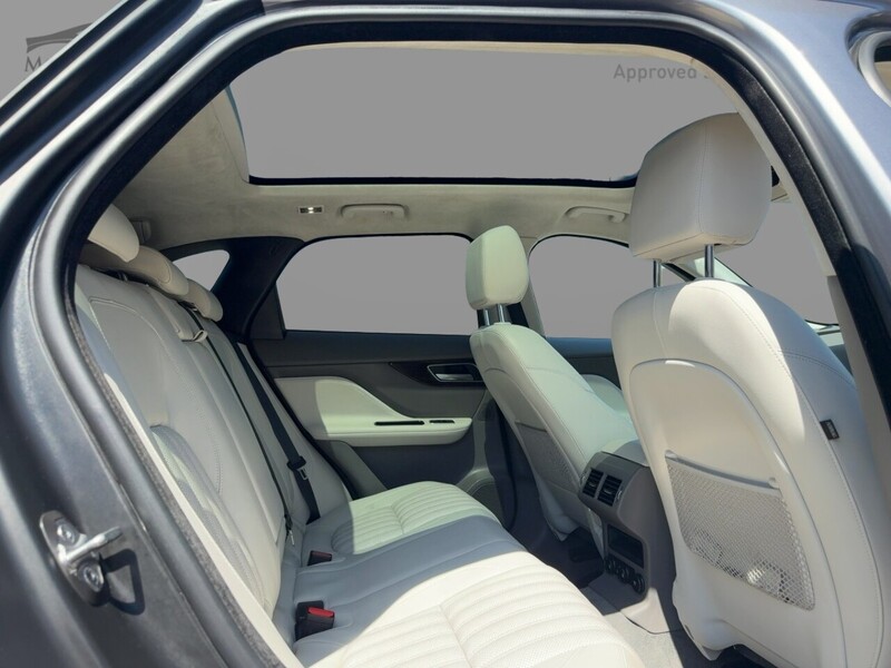 Jaguar 2.0 P250I PORTFOLIO SUV 5DR PETROL AWD AUTO PAN ROOF HEATED SEATS SATNAV BLUETOOTH APPLE CARPLAY REAR CAMERA PARKING AIDS 2 OWNERS ONLY 64000 MILES SH 72-74 Mitcham Road