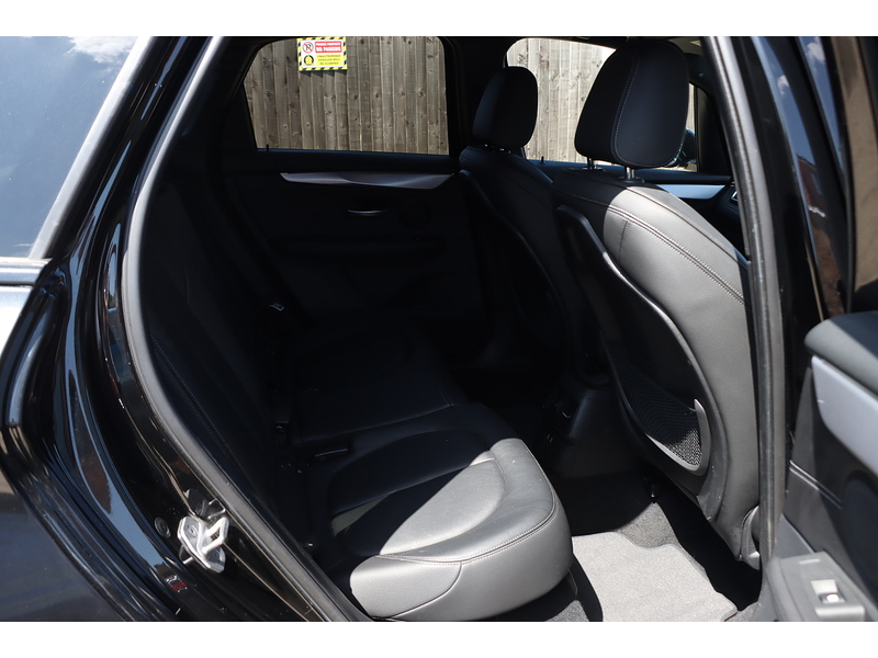 BMW 218I 1.5 M SPORT MPV 5DR PETROL DCT AUTO SATNAV BLUETOOTH DAB RADIO APPLE CARPLAY PARKING AIDS 2 OWNERS ONLY 49000 MILES FSH 6 SERVICES NO ULEZ CHARGE 72-74 Mitcham Road