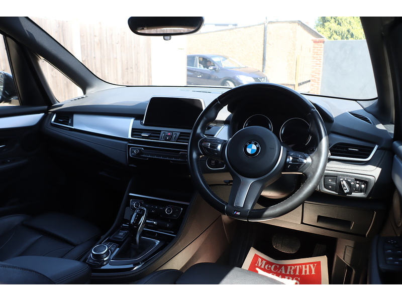 BMW 218I 1.5 M SPORT MPV 5DR PETROL DCT AUTO SATNAV BLUETOOTH DAB RADIO APPLE CARPLAY PARKING AIDS 2 OWNERS ONLY 49000 MILES FSH 6 SERVICES NO ULEZ CHARGE 72-74 Mitcham Road