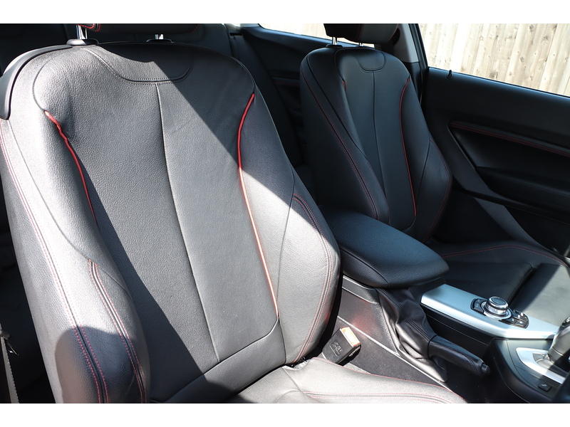 BMW 220I 2.0 SPORT COUPE 2DR PETROL AUTO FULL LEATHER HEATED SEATS SATNAV BLUETOOTH DAB STEREO PARKING AIDS ONLY 43000 MILES FSH 9 SERVICES NO ULEZ CHARGE 92-96 Mitcham Road