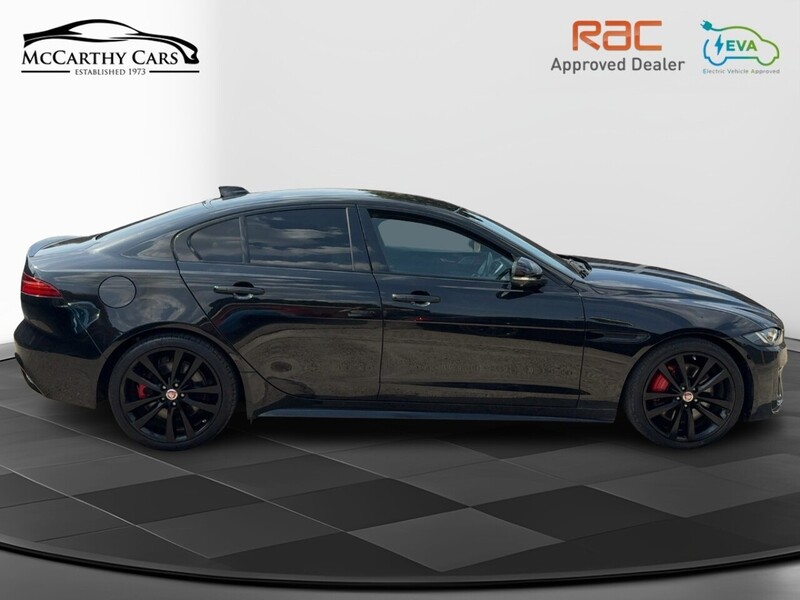 Jaguar 2.0 P250I R-DYNAMIC BLACK SALOON 4DR PETROL AUTO HEATED SEATS SATNAV BLUETOOTH DAB RADIO APPLE CARPLAY REAR CAMERA PARKING AIDS 2 OWNER 47000 MILES SH 92-96 Mitcham Road