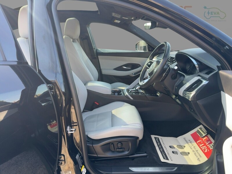 Jaguar 1.5 P300E 11.5KWH R-DYNAMIC BLACK SUV 5DR PETROL PLUG-IN HYBRID AWD AUTO PAN ROOF HEATED SEATS SAT NAV BLUETOOTH APPLE CARPLAY REAR CAMERA 1 OWNER FSH 72-74 Mitcham Road