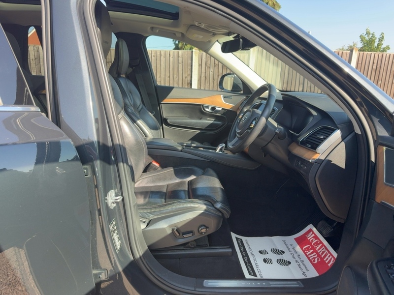 Volvo 2.0H T8 TWIN ENGINE 10.4KWH INSCRIPTION PRO SUV 5DR PETROL PLUG-IN HYBRID 4WD AUTO 7 SEATER SUNROOF HEATED SEATS SAT NAV APPLE CARPLAY REAR CAMERA FSH 72-74 Mitcham Road