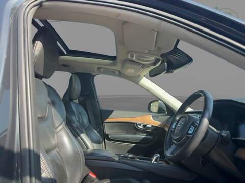 Volvo 2.0h T8 Twin Engine 10.4kWh Inscription Pro SUV 5dr Petrol Plug-in Hybrid Auto 4WD Euro 6 (s/s) (390 ps)
