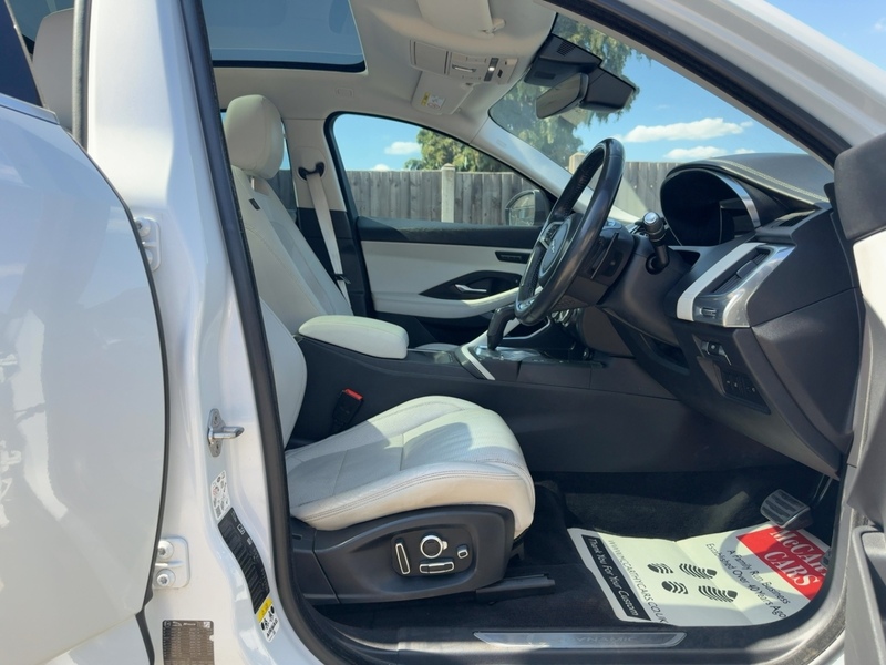 Jaguar 2.0 P250 R-DYNAMIC HSE SUV 5DR PETROL AWD AUTO PAN ROOF HEATED SEATS SAT NAV BLUETOOTH APPLE CARPLAY REAR & 360 CAMERA PARKING AIDS 76000 MILES FSH 72-74 Mitcham Road