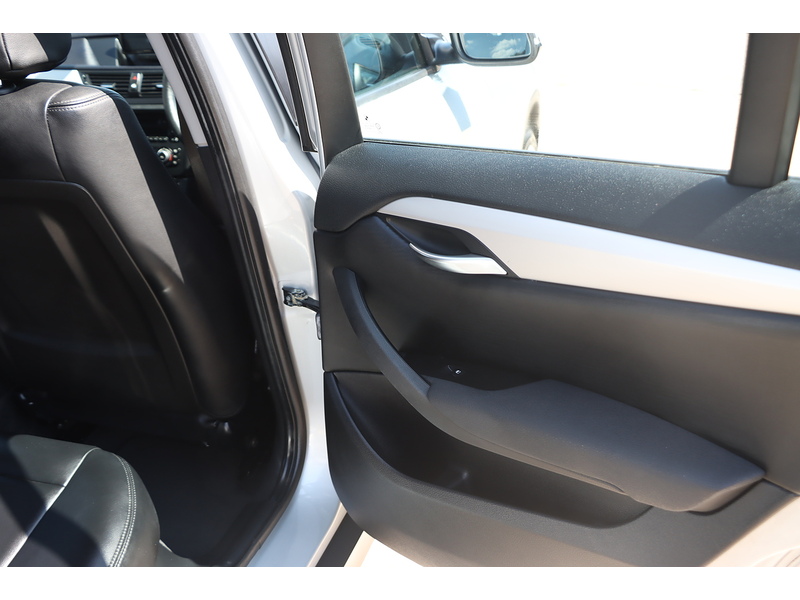 BMW 2.0 20I SE SUV 5DR PETROL XDRIVE AUTO BLUETOOTH STEREO  CD PLAYER USB INPUT PARKING AIDS SAME OWNER FOR 8 YEARS ONLY 55000 MILES FSH NO ULEZ CHARGE 72-74 Mitcham Road