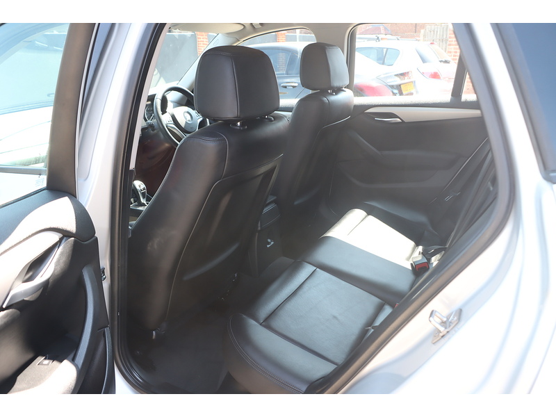 BMW 2.0 20I SE SUV 5DR PETROL XDRIVE AUTO BLUETOOTH STEREO  CD PLAYER USB INPUT PARKING AIDS SAME OWNER FOR 8 YEARS ONLY 55000 MILES FSH NO ULEZ CHARGE 72-74 Mitcham Road