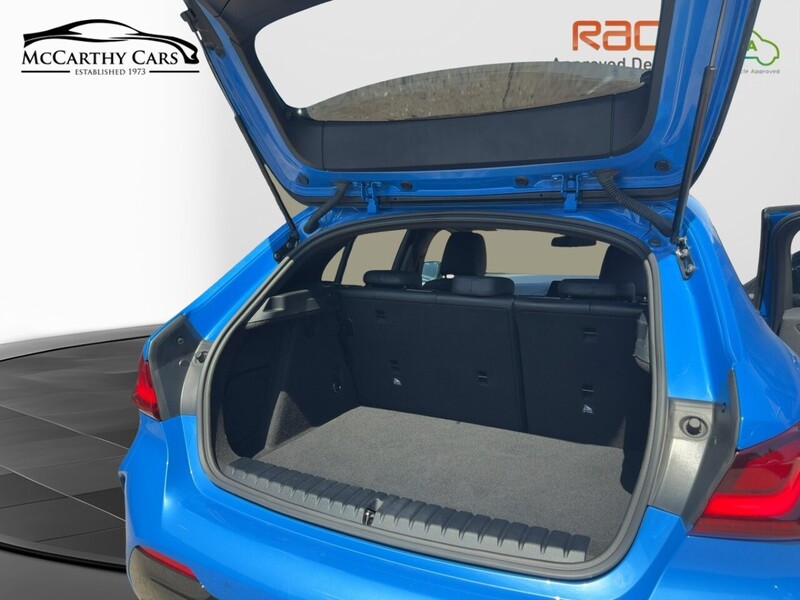 BMW 118I 1.5 M SPORT (LCP) HATCHBACK 5DR PETROL DCT AUTO HEATED SEATS SAT NAV BLUETOOTH DAB STEREO APPLE CARPLAY PARKING AIDS JUST 1 OWNER 57000 MILES FSH 72-74 Mitcham Road