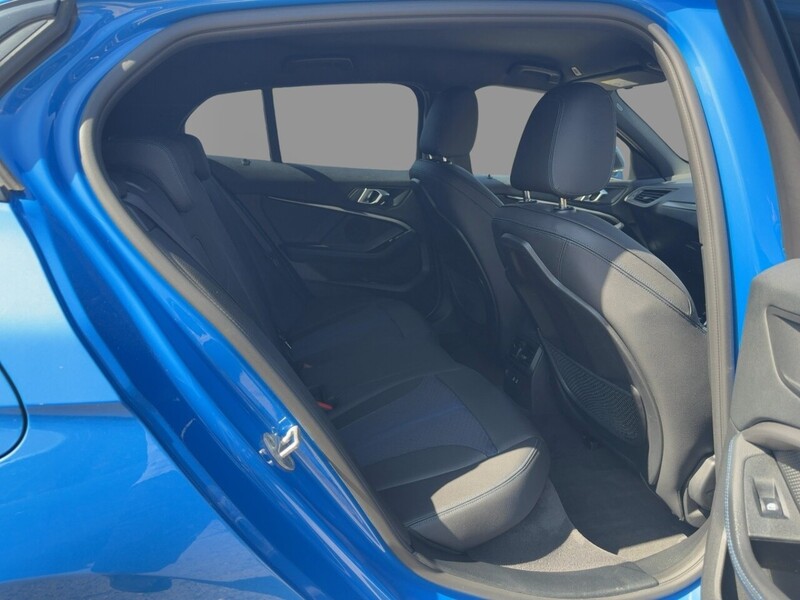 BMW 118I 1.5 M SPORT (LCP) HATCHBACK 5DR PETROL DCT AUTO HEATED SEATS SAT NAV BLUETOOTH DAB STEREO APPLE CARPLAY PARKING AIDS JUST 1 OWNER 57000 MILES FSH 72-74 Mitcham Road