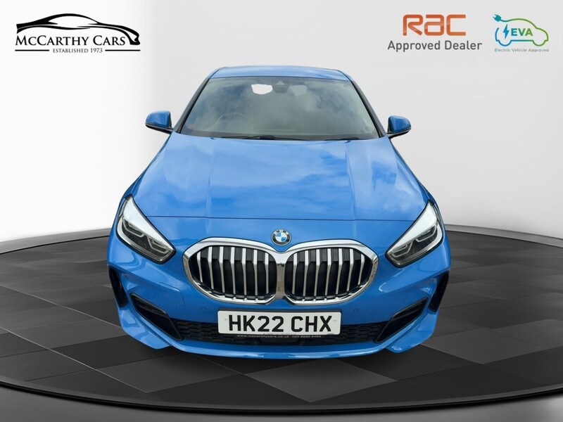 BMW 118I 1.5 M SPORT (LCP) HATCHBACK 5DR PETROL DCT AUTO HEATED SEATS SAT NAV BLUETOOTH DAB STEREO APPLE CARPLAY PARKING AIDS JUST 1 OWNER 57000 MILES FSH 72-74 Mitcham Road