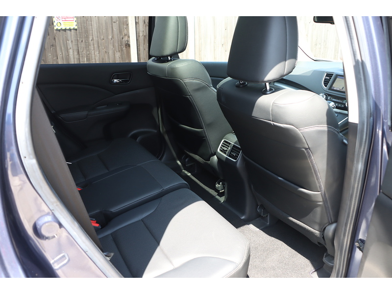 Honda 2.0 I-VTEC EX SUV 5DR PETROL 4WD AUTO PAN ROOF HEATED SEATS SAT NAV BLUETOOTH DAB STEREO REAR CAMERA PARKING AIDS JUST 2 OWNERS ONLY 26000 MILES FSH 72-74 Mitcham Road