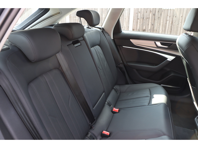 Audi 2.0 TFSI 40 Sport Estate 5dr Petrol S Tronic Euro 6 (s/s) (204 ps) 72-74 Mitcham Road