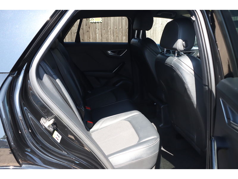 Audi 1.5 TFSI CoD 35 Black Edition SUV 5dr Petrol S Tronic Euro 6 (s/s) (150 ps) 72-74 Mitcham Road