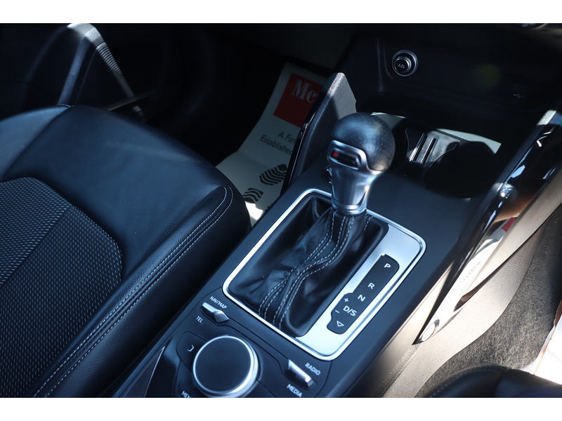 Audi 1.5 TFSI CoD 35 Black Edition SUV 5dr Petrol S Tronic Euro 6 (s/s) (150 ps) 72-74 Mitcham Road