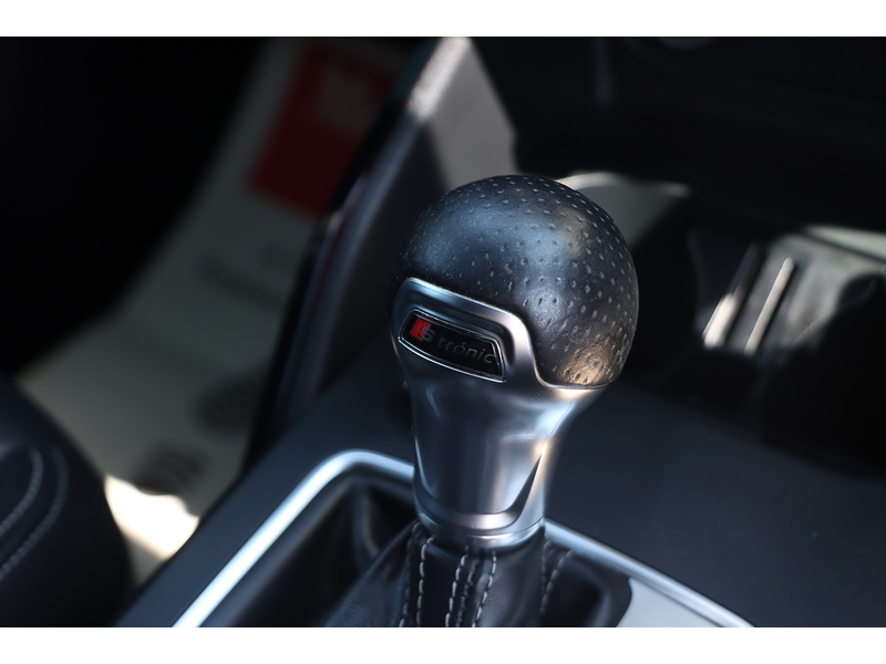 Audi 1.5 TFSI CoD 35 Black Edition SUV 5dr Petrol S Tronic Euro 6 (s/s) (150 ps) 72-74 Mitcham Road