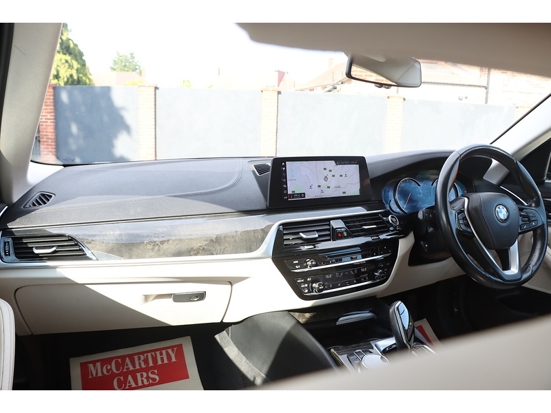 BMW 2.0 530i SE Touring 5dr Petrol Auto Euro 6 (s/s) (252 ps) 72-74 Mitcham Road