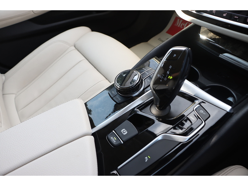 BMW 2.0 530i SE Touring 5dr Petrol Auto Euro 6 (s/s) (252 ps) 72-74 Mitcham Road
