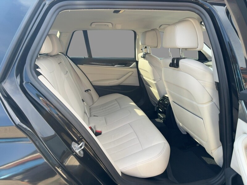 BMW 2.0 530i SE Touring 5dr Petrol Auto Euro 6 (s/s) (252 ps) 72-74 Mitcham Road
